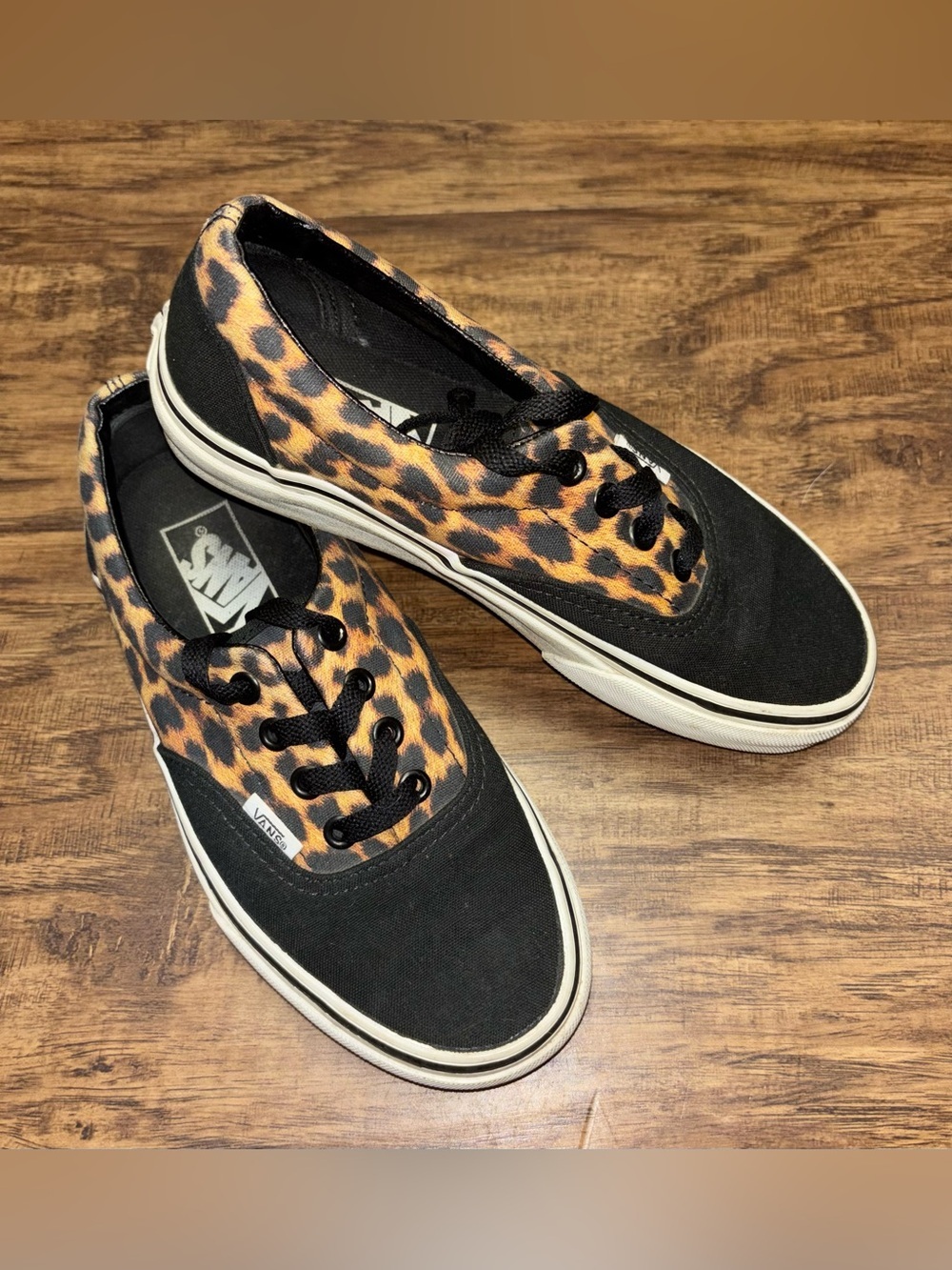 Vans Sneakers Cheetah Print Size 5.5 Women/4 Men